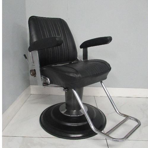 Used Sportsman Barber Chair by Takara Belmont BH59A- GRADE 1