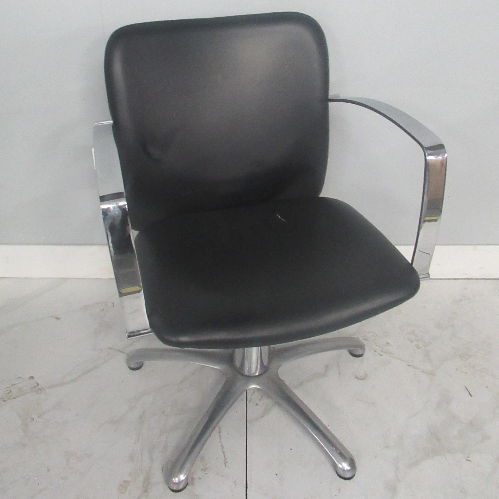 Used Salon Styling Chair by Pietranera - BH71D- GRADE 3