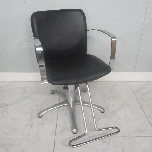 Used Salon Styling Chair by Pietranera - BH71B- GRADE 2