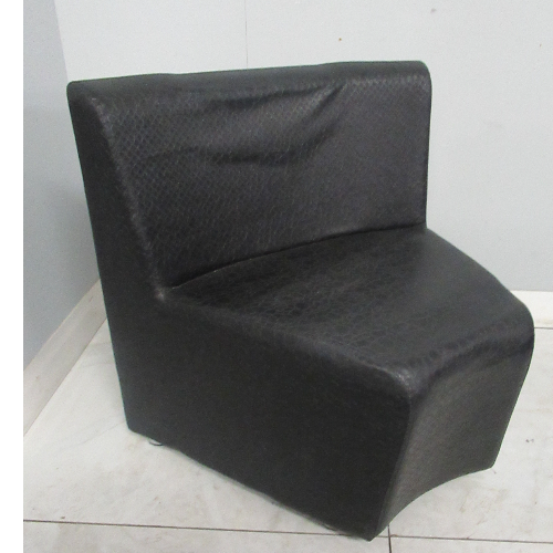 Used Black  Salon Curved Waiting Seat- BH91F- GRADE 2