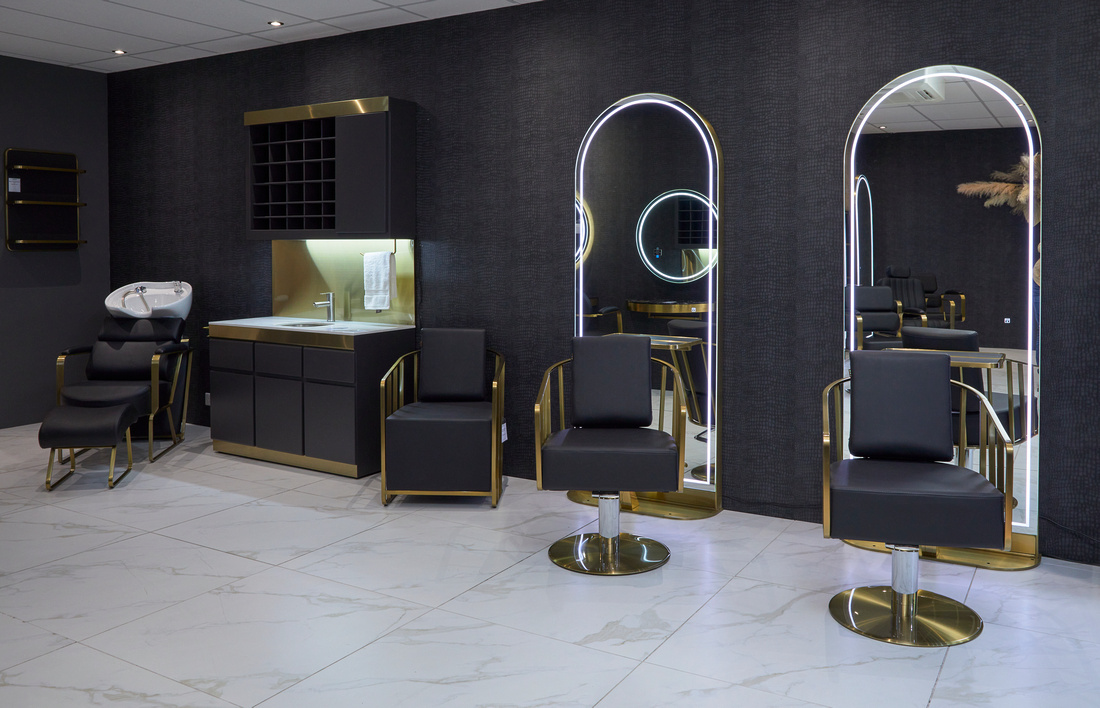 The Paris Arched Salon Mirror - Gold by SEC