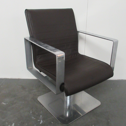 Used Salon Styling Chair by Pietranera - BG96B- GRADE 3
