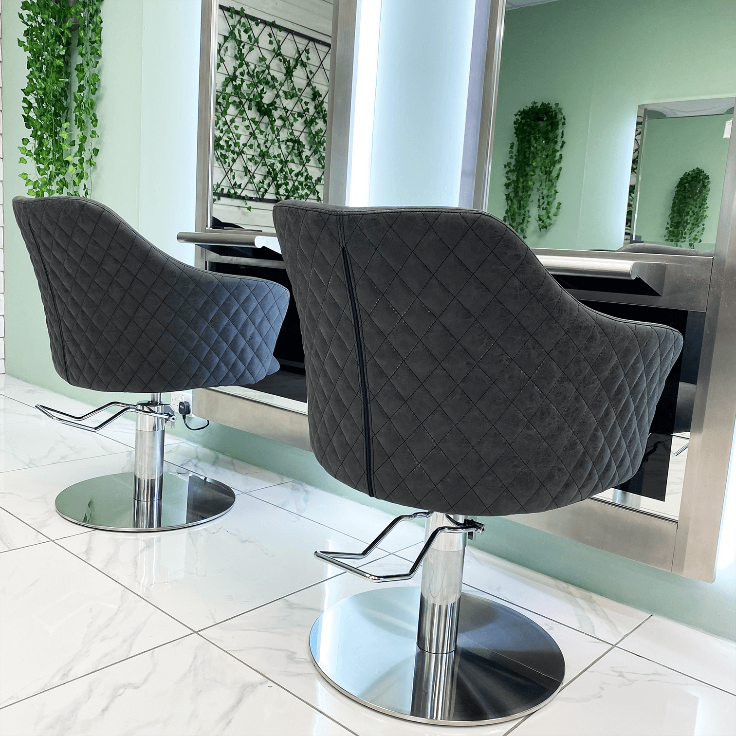 The Hampton Salon Styling Chair - Charcoal by SEC